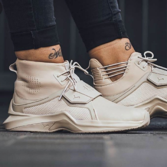 stiletto heels brands